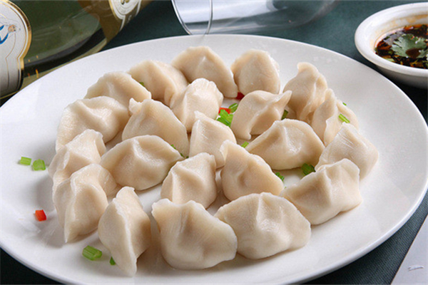 饺子冻上在煮好吃吗(冻着的饺子可以直接煮吗)