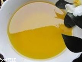 亚麻籽油的烹调方式(亚麻籽油烹饪方法)