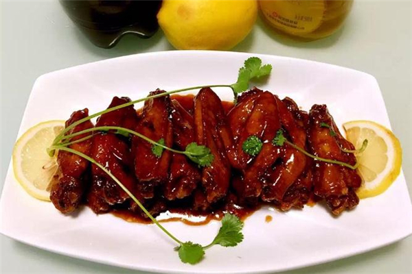 可乐鸡翅有营养吗(可乐鸡翅有营养吗?)