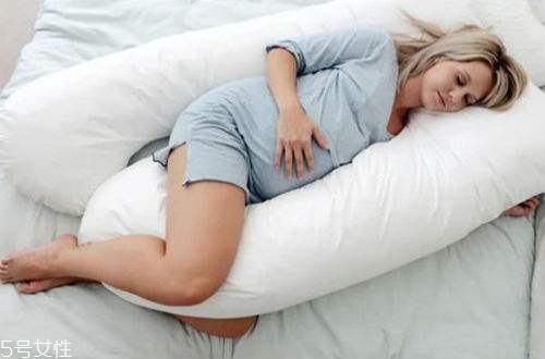 孕妇不良睡姿的影响(孕妇睡姿不好会影响胎儿吗)