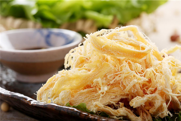 鱿鱼丝能放多久(怎么炒鱿鱼丝才好吃) 鱿鱼丝能放多久(怎么炒鱿鱼丝才好吃)