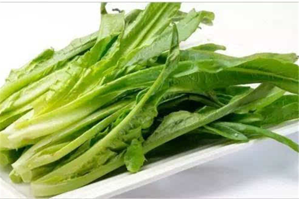 油麦菜有臭臭的味道(炒的油麦菜有臭臭的味道)