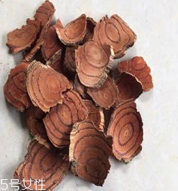 鸡血藤的副作用(鸡血藤的副作用和禁忌)