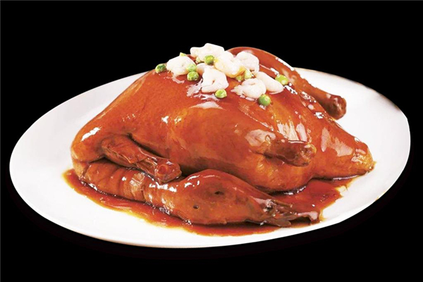 鸭肉不能和什么一起吃(鸭肉不能和什么一起吃 食物相克表)