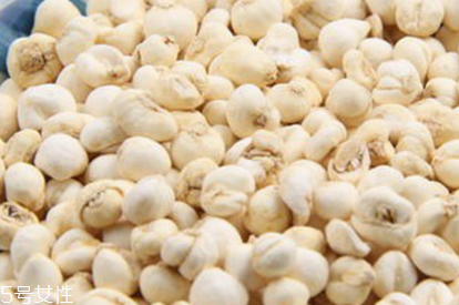 感冒咳嗽该怎么办(三个月大的宝宝感冒咳嗽该怎么办)