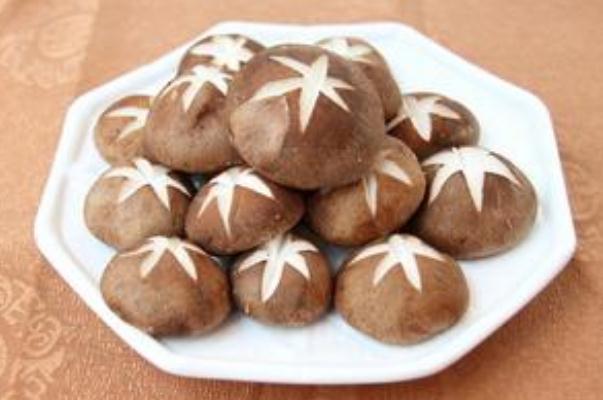 吃香菇会拉肚子吗(吃香菇会拉肚子吗) 吃香菇会拉肚子吗(吃香菇会拉肚子吗)