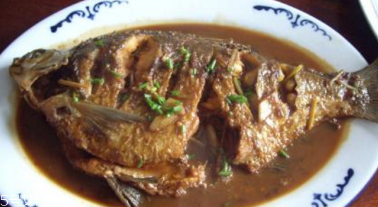 鳊鱼籽是什么颜色(鳊鱼籽是什么颜色)