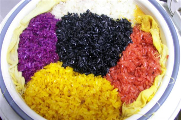 糯米适合什么人吃(糯米适合什么人吃呢)