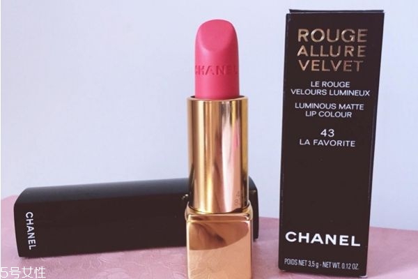 香奈儿丝绒口红43适合黄皮吗(香奈儿丝绒43号口红)