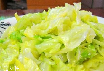 清炒牛心菜(清炒牛心菜)