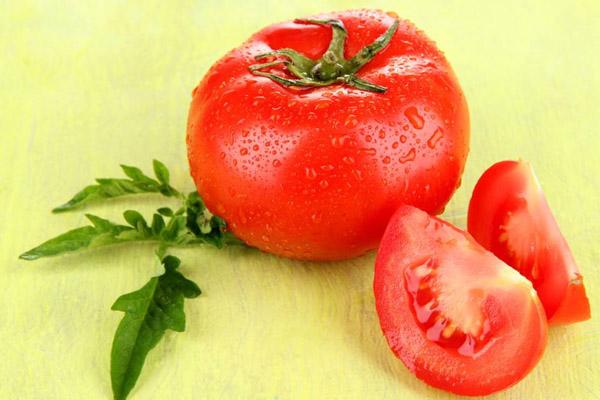 吃西红柿的最佳时间(吃西红柿的最佳时间)