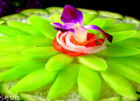 喝可乐对身体有什么好处(喝可乐对身体有什么好处和坏处)