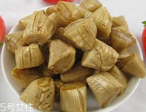 姜糖不能喝什么一起吃(姜糖不能和什么一起吃)