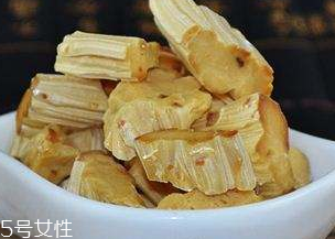 姜糖水的功效(姜糖水的功效和作用)