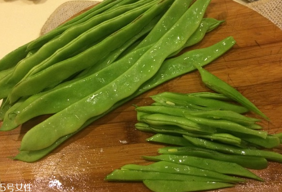 芸豆能放冰箱吗(芸豆能放冰箱吗)