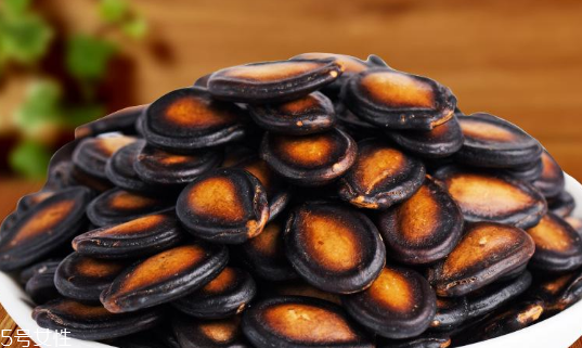 西瓜子能多吃吗(西瓜子能多吃吗多吃有好处吗)