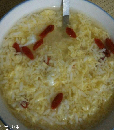 酒酿蛋什么时候吃最好(酒酿蛋什么时候吃效果最好)