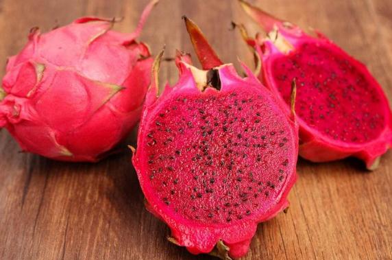 红心火龙果有色素吗(红心火龙果有色素吗拉的屎都是红色)