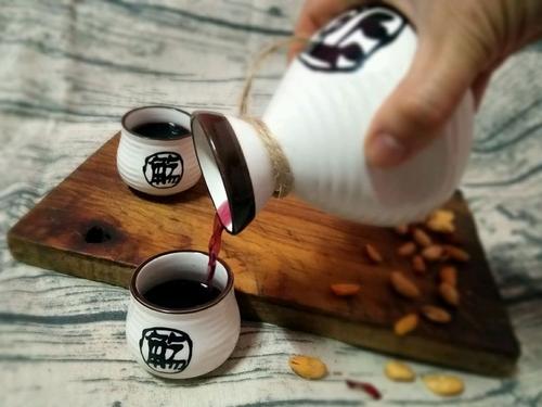 桑葚酒发酵过程要打开盖子吗(桑葚酒发酵过程要打开盖子吗)