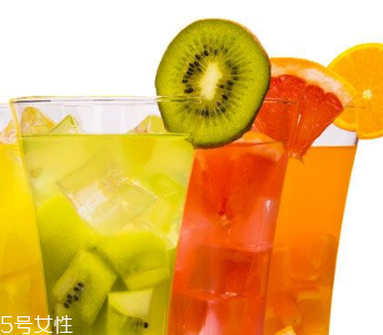 榨果汁的注意事项(榨果汁的注意事项)