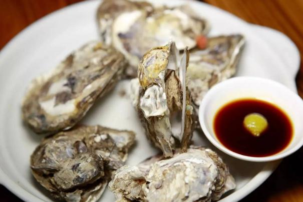 生蚝要去内脏吗?(牡蛎内脏怎么去除)