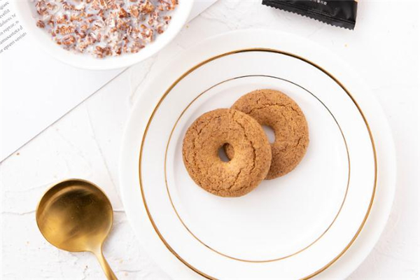 手部肤色偏黑怎么选指甲油(手肤色黑用什么指甲油) 手部肤色偏黑怎么选指甲油(手肤色黑用什么指甲油)