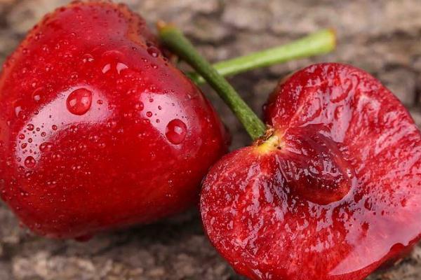 樱桃的热量高吗(樱桃的热量高吗?减肥可以吃)