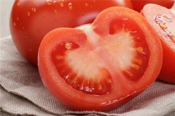 西红柿糖尿病人能吃吗(西红柿含糖吗?血糖高能吃吗)