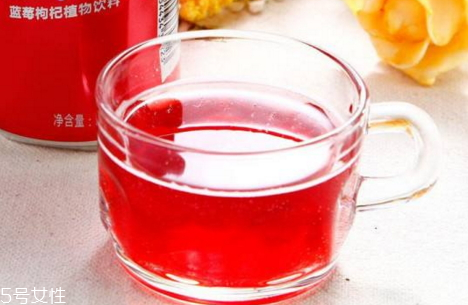 蓝枸饮料对眼睛有好处吗(蓝枸杞有什么作用)