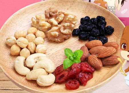 三只松鼠为什么那么火(三只松鼠为什么那么火)