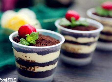 木糠杯的做法(木糠杯的做法和材料)