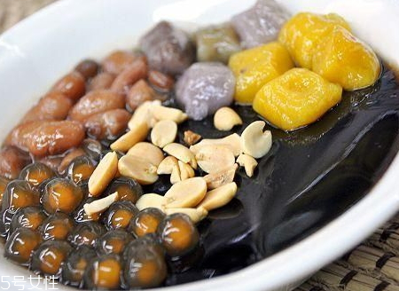 烧仙草是热饮还是冷饮(烧仙草是热饮还是冷饮)