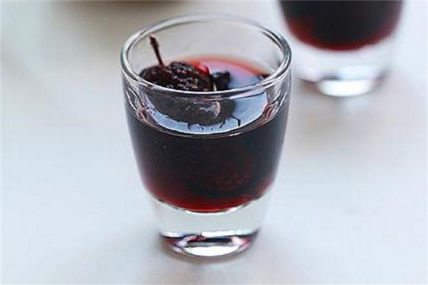 桑葚酒的禁忌(桑葚酒的禁忌人群) 桑葚酒的禁忌(桑葚酒的禁忌人群)