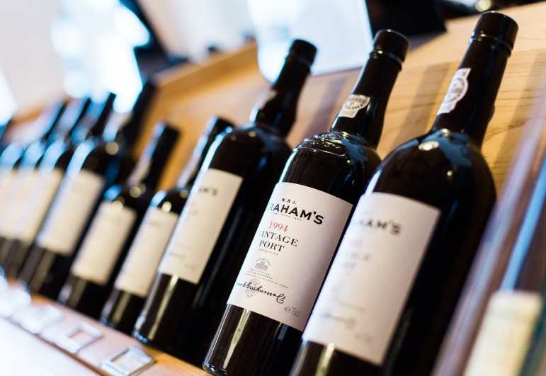 葡萄酒每天喝多少健康(喝葡萄酒每天喝多少合适) 葡萄酒每天喝多少健康(喝葡萄酒每天喝多少合适)