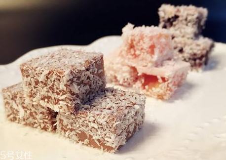 椰丝奶冻的做法(椰丝奶冻的做法)