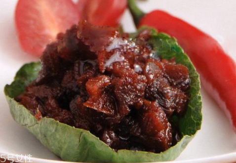 苦麻子泡水喝的功效和作用(苦麻子泡水喝的功效和作用)