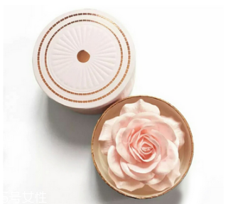 兰蔻玫瑰高光怎么用(兰蔻玫瑰高光怎么用)