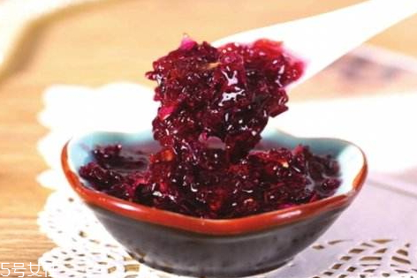 玫瑰酱放三年了还能吃吗(玫瑰酱放了三四年还能用吗) 玫瑰酱放三年了还能吃吗(玫瑰酱放了三四年还能用吗)