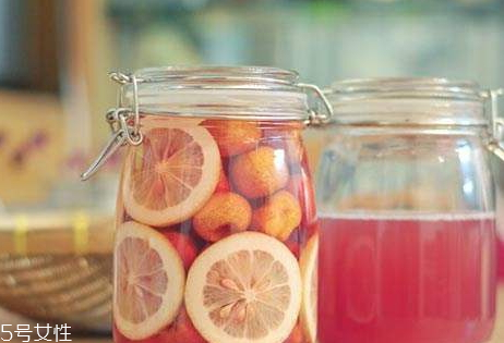 常见的果酒种类(果酒种类有哪些) 常见的果酒种类(果酒种类有哪些)