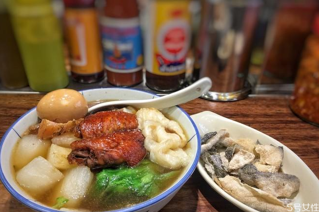 车仔面的热量(一份车仔面的热量)