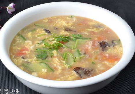 百加得朗姆酒开了后能放多久(百加得朗姆酒开瓶后放多久)