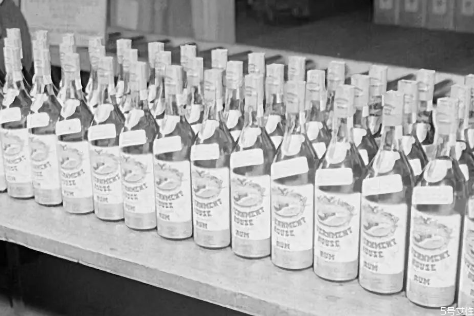 朗姆酒的分类(十大朗姆酒品牌) 朗姆酒的分类(十大朗姆酒品牌)