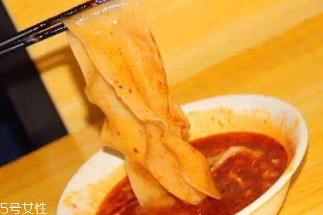 朗姆可乐鸡尾酒(朗姆可乐鸡尾酒叫什么)