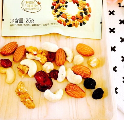 沃隆每日坚果有哪些坚果(沃隆每日坚果有哪些坚果)