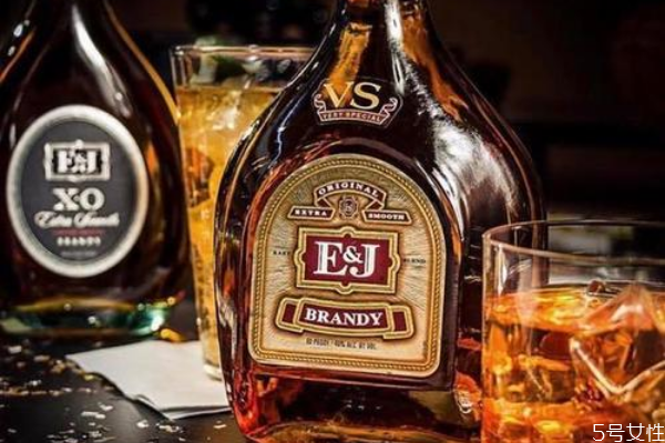 白兰地口感描述(白兰地口感描述) 白兰地口感描述(白兰地口感描述)