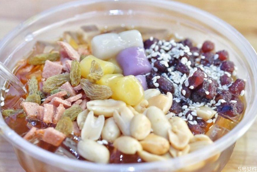 冰粉粉的做法(正宗的冰粉是怎样制作的)