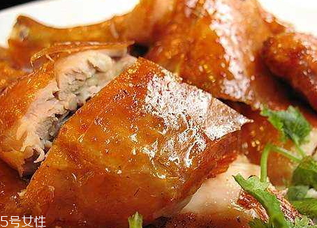 常熟叫花鸡的制作方法(常熟叫花鸡的制作方法和历史)