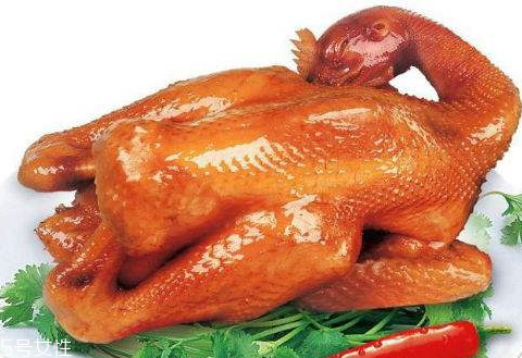 金汤力鸡尾酒介绍(金汤力鸡尾酒介绍)