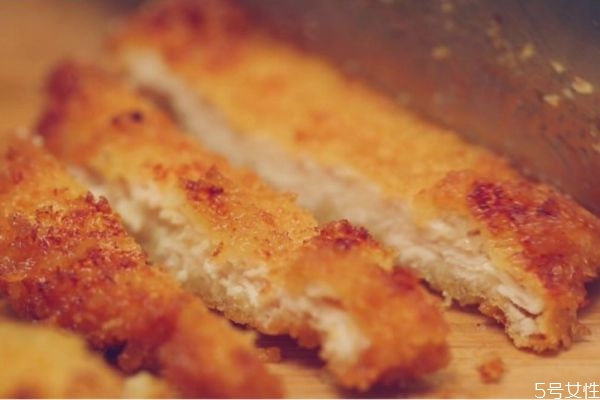 烤箱做鸡排的方法(烤箱做鸡排的方法)