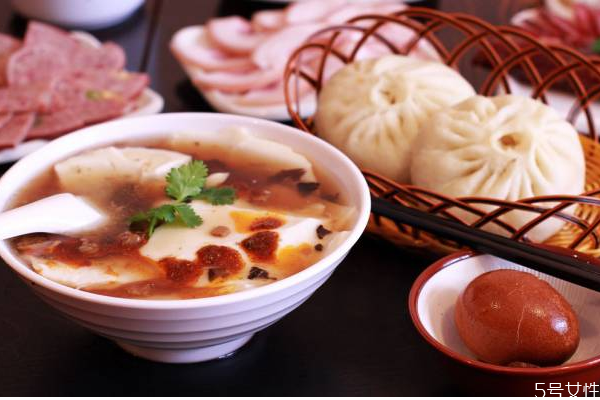 豆腐脑不凝固现象(为什么豆腐脑不凝固)